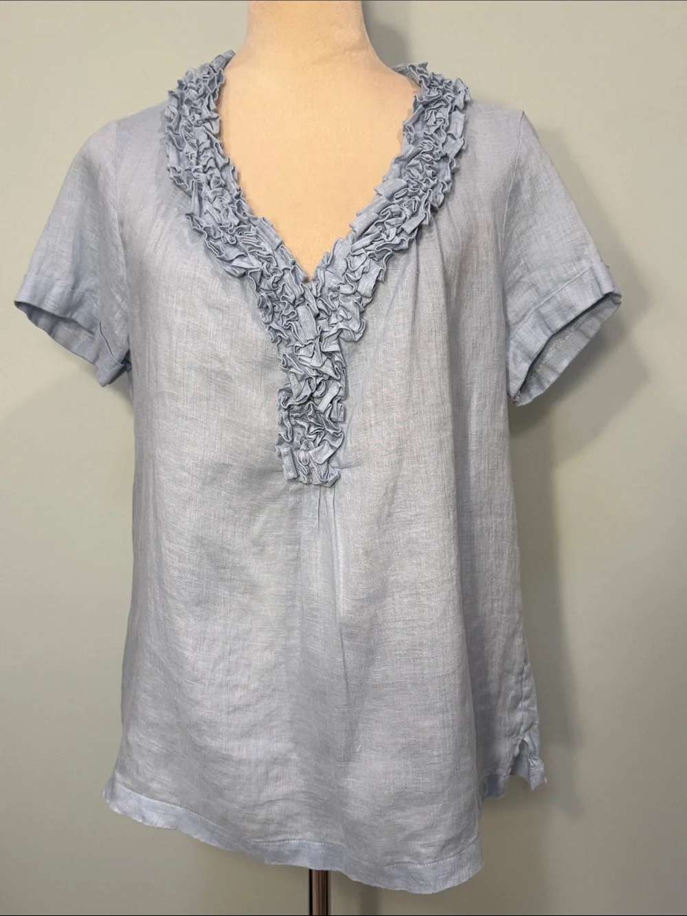 Talbots Light Blue linen Ruffle V-Neck Women's Top - Picture 1 of 6